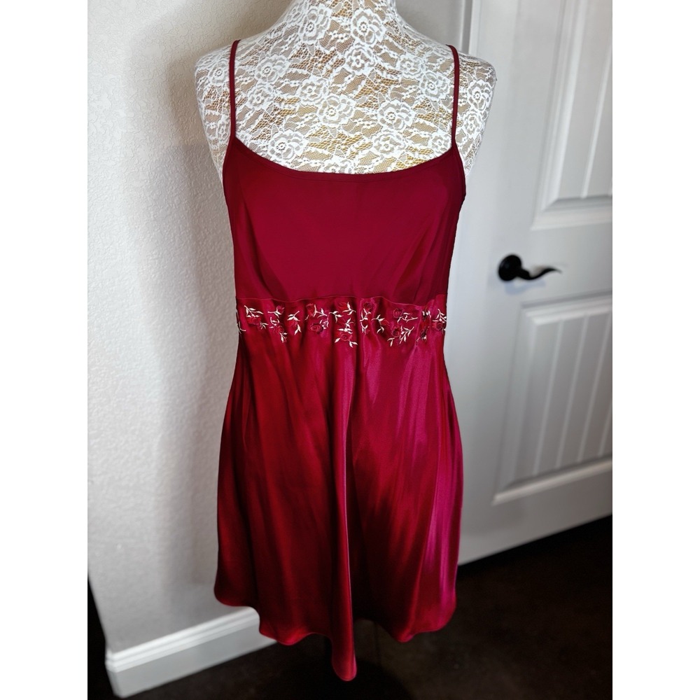 Vintage Delicates Siren Red Satin Slip Dress & Robe Lingerie Floral Embroidery L
